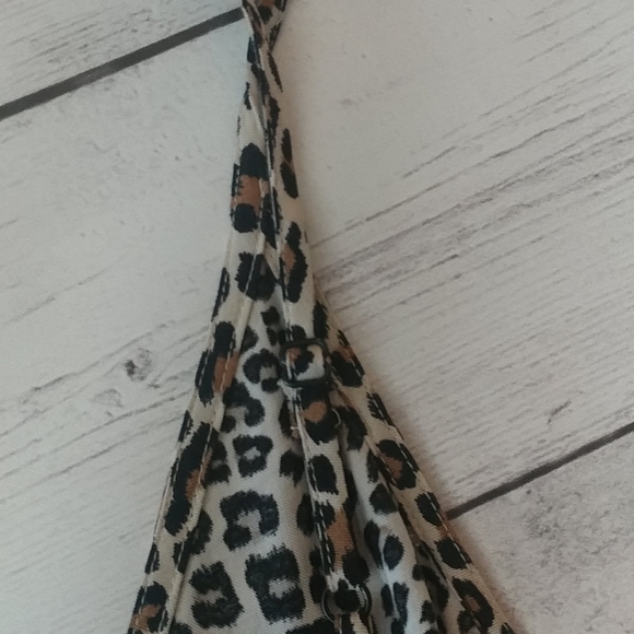 H&M Leopard Roper - Picture 5 of 8